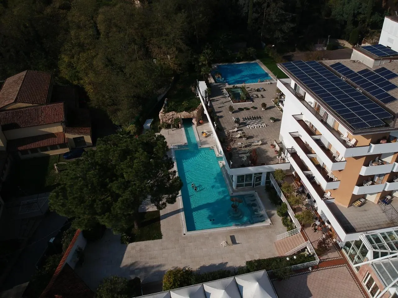 מונטגרוטו טרמה Hotel Terme Millepini 4*, מונטגרוטו טרמה